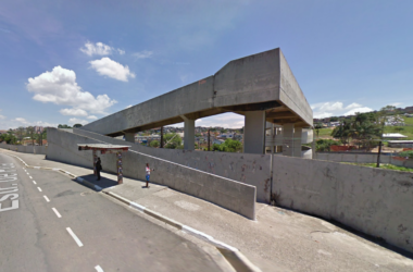Passarela que deverá passar por melhorias (Street View)
