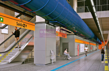 Plataforma da estação Santa Marina da Linha 6-Laranja