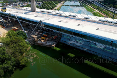 Passarelas contam com sete ligações flexíveis com plataforma principal