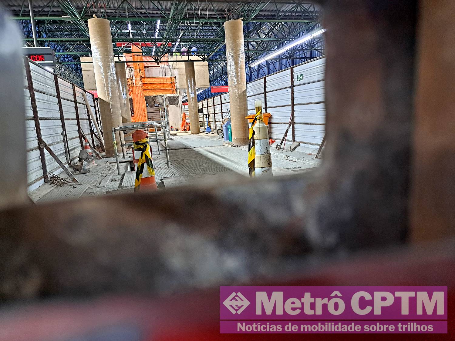 Novos pilares na Estação Penha (Jean Carlos)