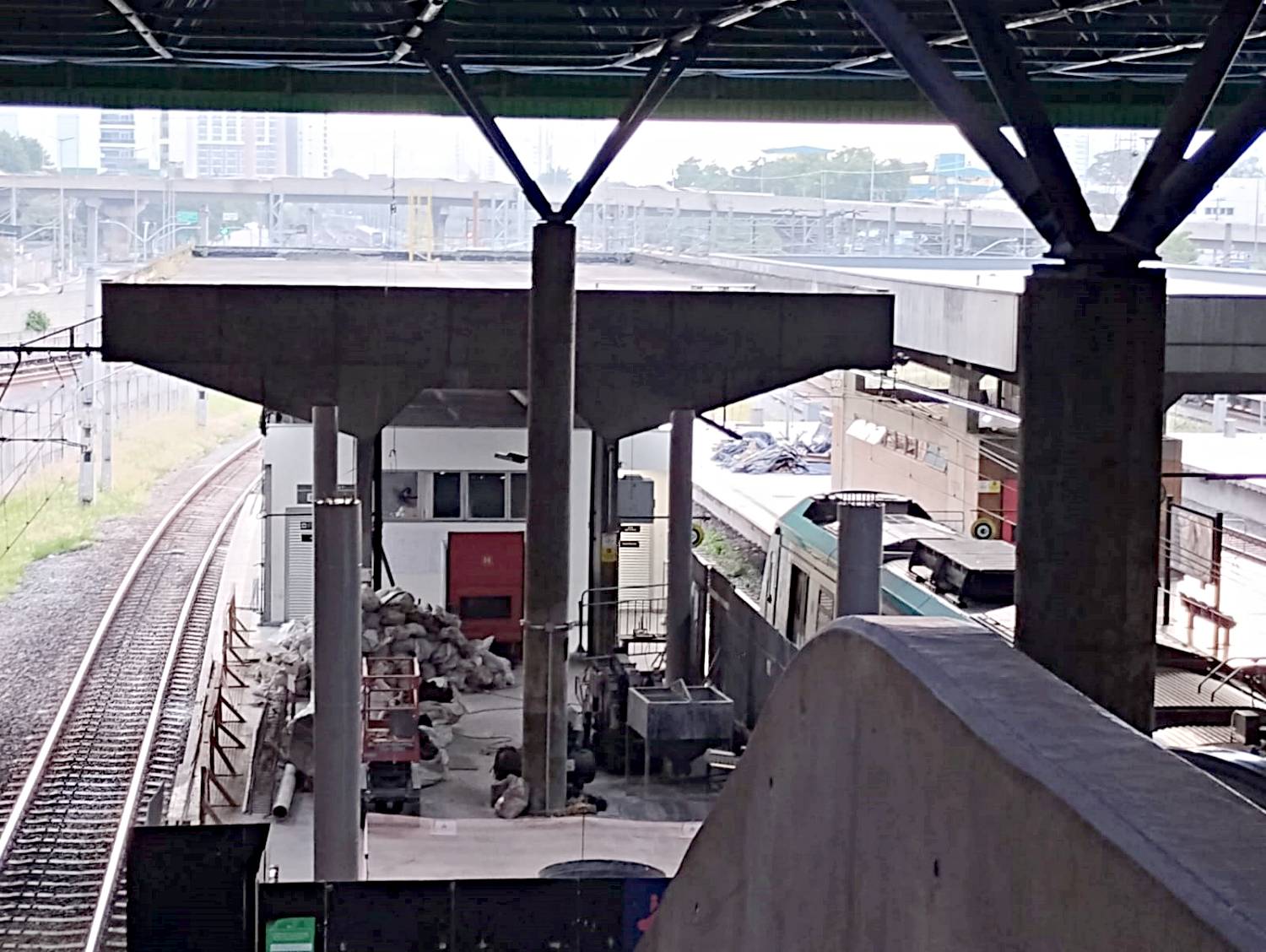 Obras na Estação Barra Funda (Roberto Artur)