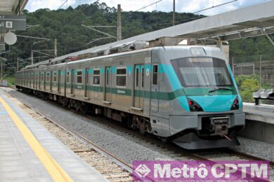 Trem na Estação Ambuitá (Jean Carlos)