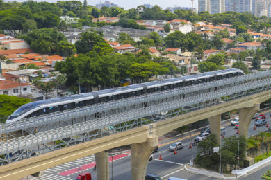 Composição da BYD ainda se movimenta em baixa velocidade