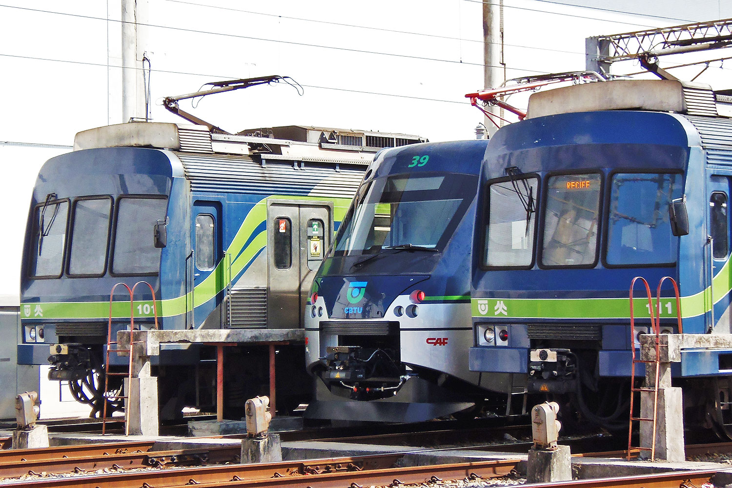 Trens do Metrô do Recife