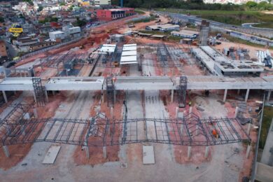 Terminal de ônibus da estação Varginha ganha cobertura