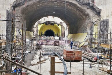 Nível de plataformas da estação Maristela