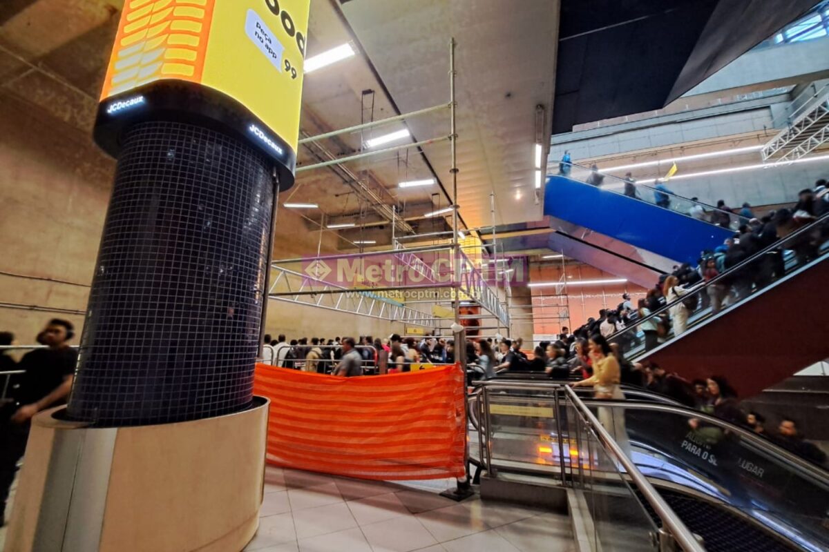 Estação Pinheiros em reforma