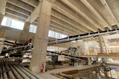 A esteira da tuneladora Cora Coralina montada na estação Penha