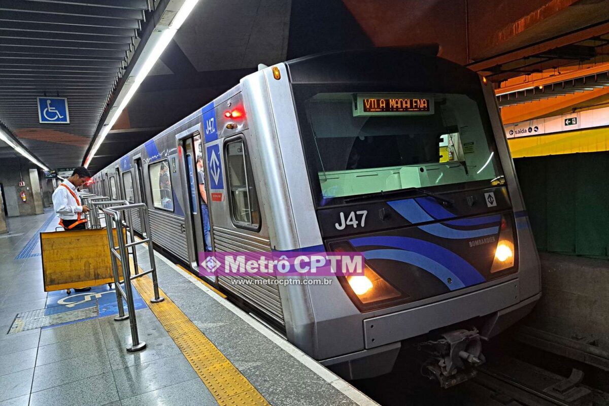 Trem da Linha 2-Verde em Paraíso