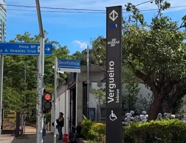 Estação Vergueiro agora adota o nome Sebrae por meio de naming rights.