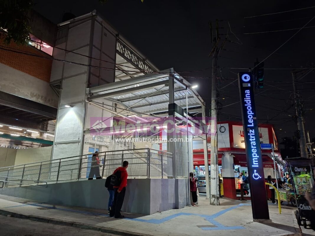 Nova entrada da estação Imperatriz Leopoldina pela Rua Guaipá.