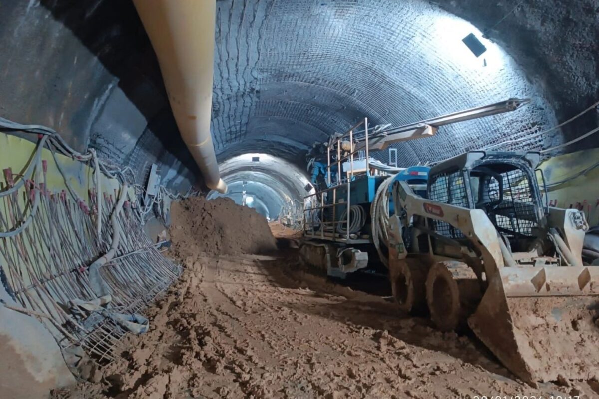 Imagem mostra túnel de ligação entre Consolação e Paulista bem adiantado