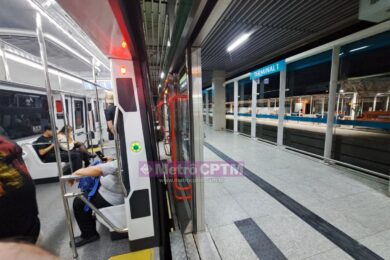 Trem do People Mover com horários irregulares