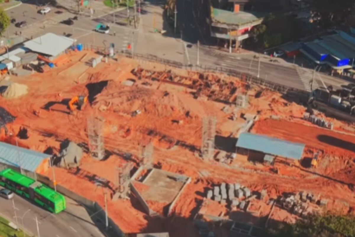 Obras do Terminal São Bernardo do BRT ABC