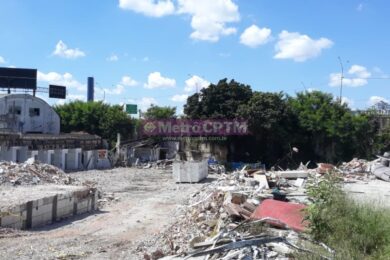 Terrenos sendo limpos para implantação da estação Dutra em Guarulhos