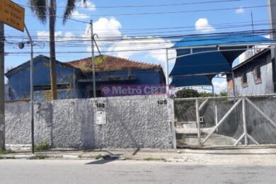 Terrenos sendo limpos para implantação da estação Dutra em Guarulhos