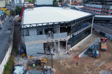Acesso principal da estação João Paulo I