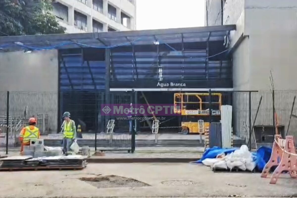 Acesso da estação Água Branca da Linha 6-Laranja
