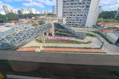 Acesso da Linha 17-Ouro em Vila Cordeiro