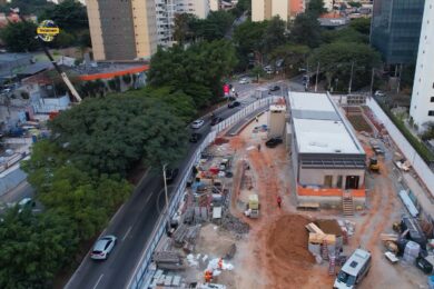 Canteiro de obras de Perdizes agitado