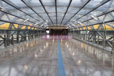 Passarela da estação Campo Belo da Linha 17