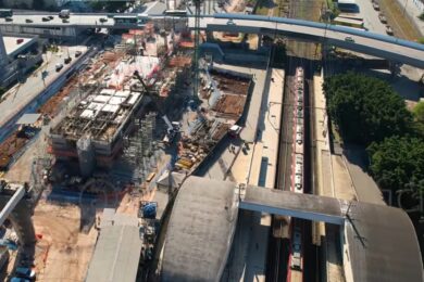 Visão de cima da nova estação Ipiranga da Linha 15-Prata, em construção