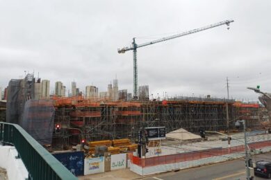 Estação Ipiranga da Linha 15 perto do nível de plataformas