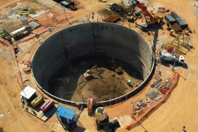 Estação terá dois poços secantes no acesso principal