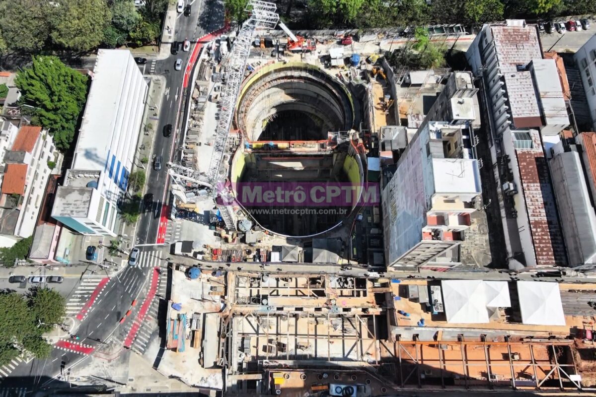 Na parte inferior, o corredor subterrâneo que ligará as linhas 1-Azul e 6-Laranja de metrô