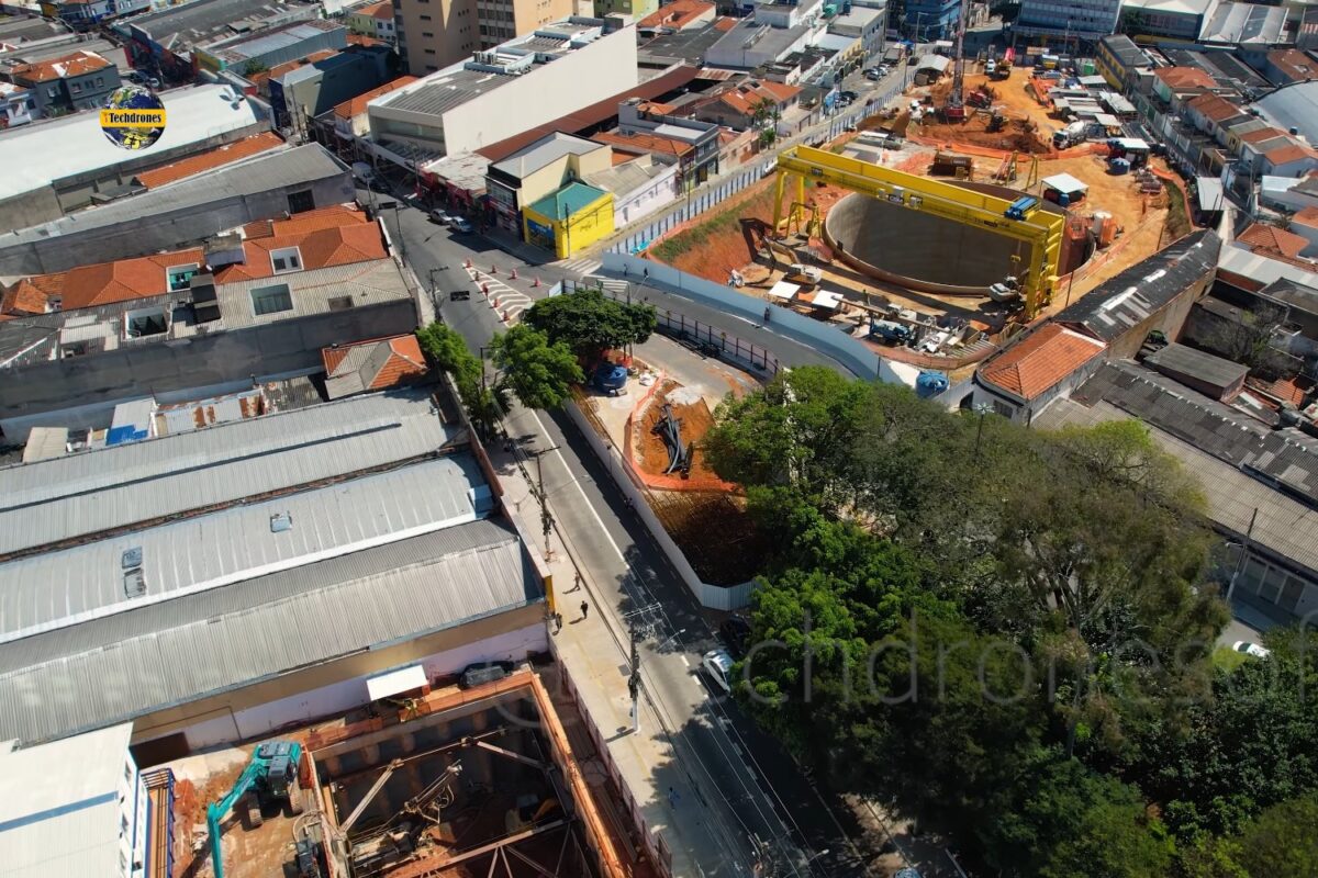 Trabalhos na estação Penha de França acelerados