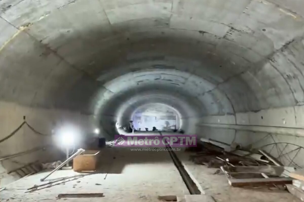 Novo túnel de ligação da estação Luz